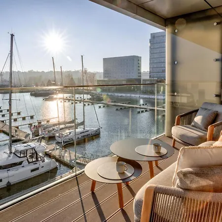 Yacht Park Marina By Amberblue Apartment Gdynia Exterior photo