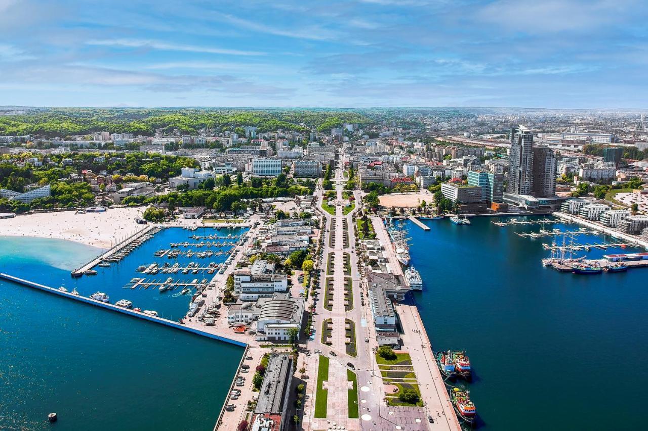 Yacht Park Marina By Amberblue Apartment