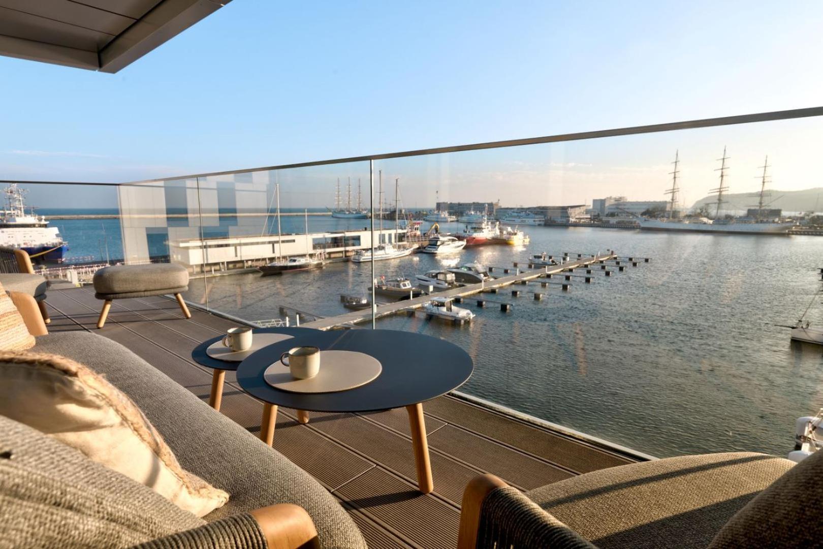 Yacht Park Marina By Amberblue Apartment *
